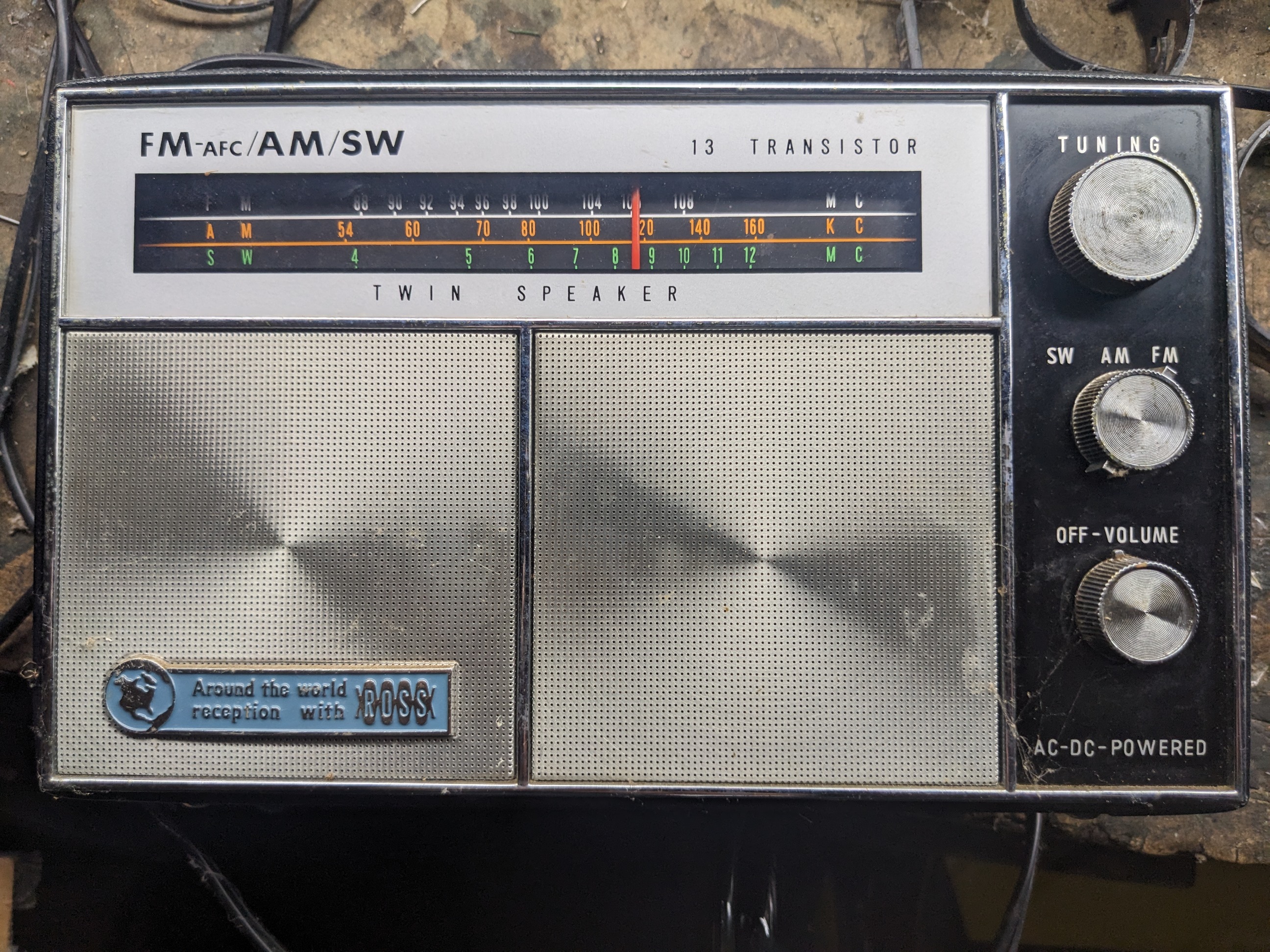 Grandpas old SW radio